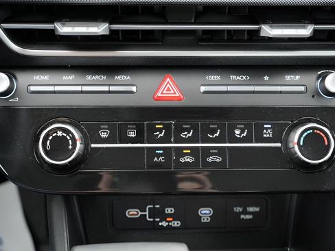 Certified 2025 Hyundai Sonata SE FWD image 32
