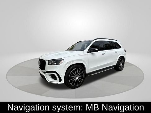 Used 2024 Mercedes-Benz GLS 450 4MATIC image 3