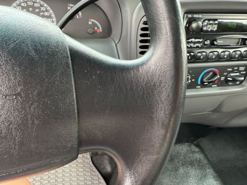 Used 2003 Ford F150 XL image 26