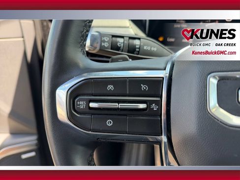 Used 2024 GMC Acadia Elevation AWD/4WD image 15