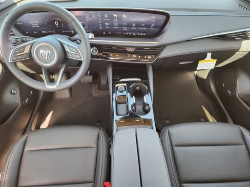New 2025 Buick Envision Preferred image 2