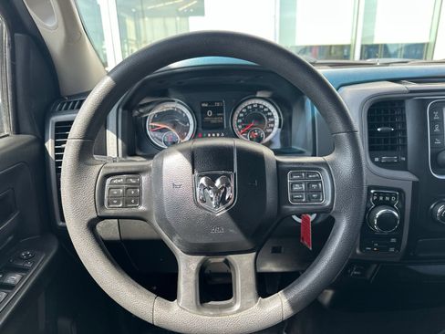Used 2019 RAM 1500 Express w/ Express Value Package AWD/4WD image 38
