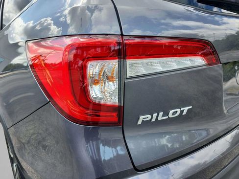 Used 2020 Honda Pilot Touring image 17