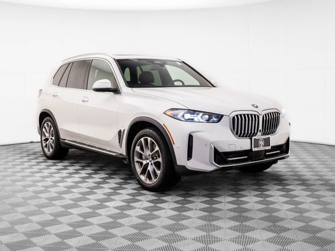 Certified 2024 BMW X5 xDrive50e w/ Executive Package image 7