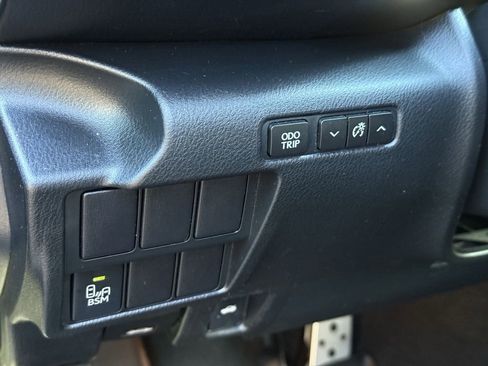 Used 2015 Lexus IS 250 AWD image 15