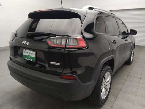 Used 2021 Jeep Cherokee Latitude FWD image 9