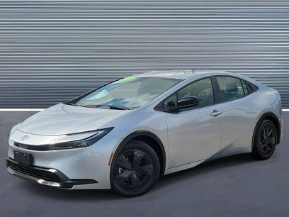 Used 2025 Toyota Prius LE