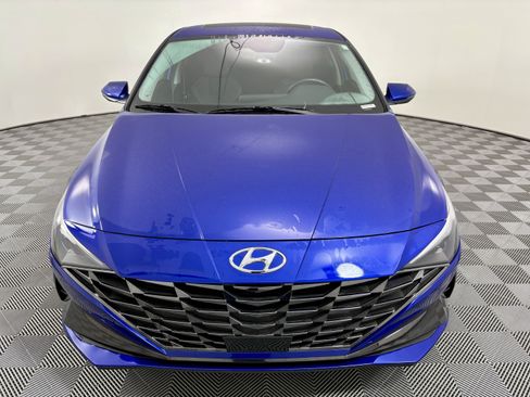 Used 2023 Hyundai Elantra Limited image 8