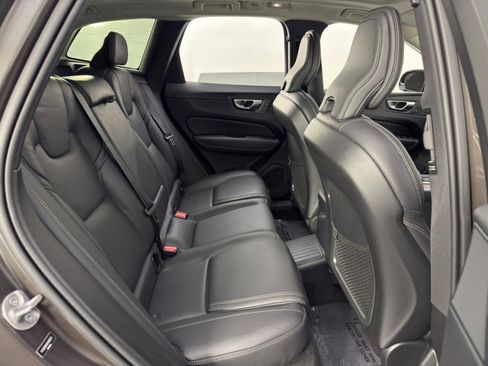 Used 2024 Volvo XC60 T8 Ultimate w/ Protection Package Premier image 42