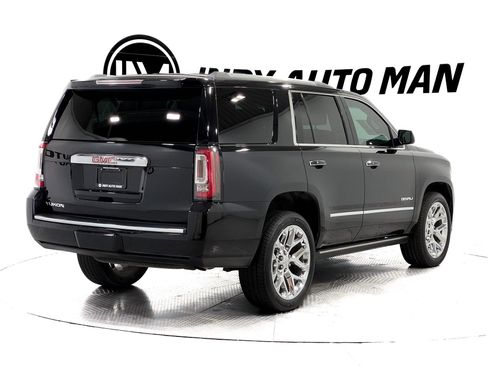 Used 2020 GMC Yukon Denali w/ Denali Premium Package image 4