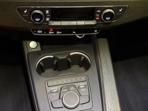 Used 2019 Audi A4 2.0T Premium image 25