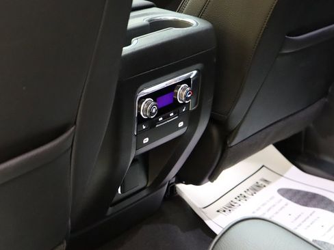 Used 2023 GMC Yukon Denali AWD/4WD image 65