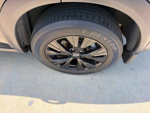 Certified 2023 Nissan Rogue SV w/ SV Premium B Package AWD/4WD image 9