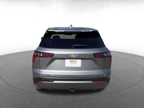 Used 2025 Chevrolet Equinox LT image 12