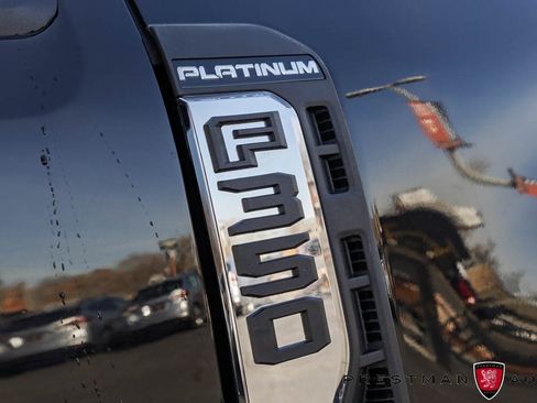 Used 2024 Ford F350 Platinum image 12