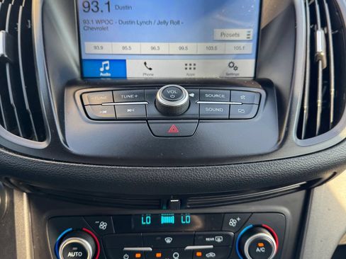 Used 2019 Ford Escape SE AWD/4WD image 14