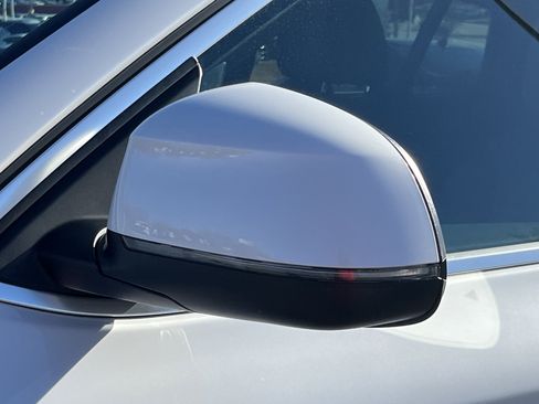 Used 2025 BMW X4 xDrive30i image 31