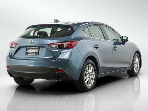 Used 2016 MAZDA MAZDA3 i Touring w/ Popular Equipment Package FWD image 5