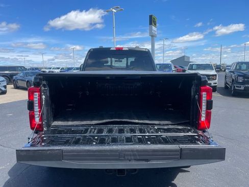 Used 2023 Ford F450 Lariat w/ Camper Package AWD/4WD image 34