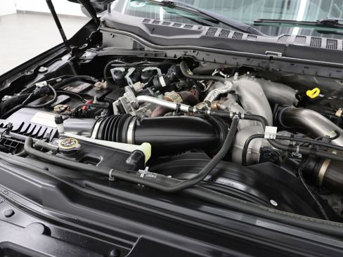 Used 2022 Ford F350 Platinum image 23