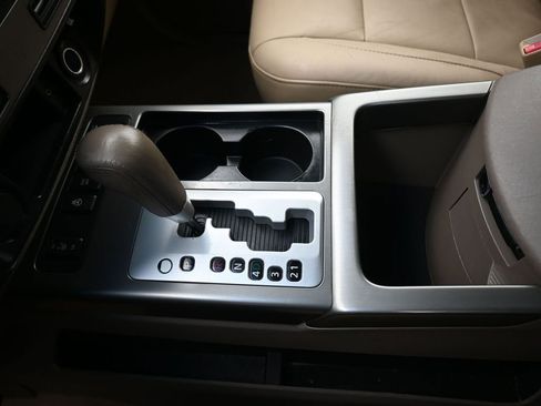 Used 2011 Nissan Armada Platinum w/ 2nd Row Captain Seat Pkg image 22