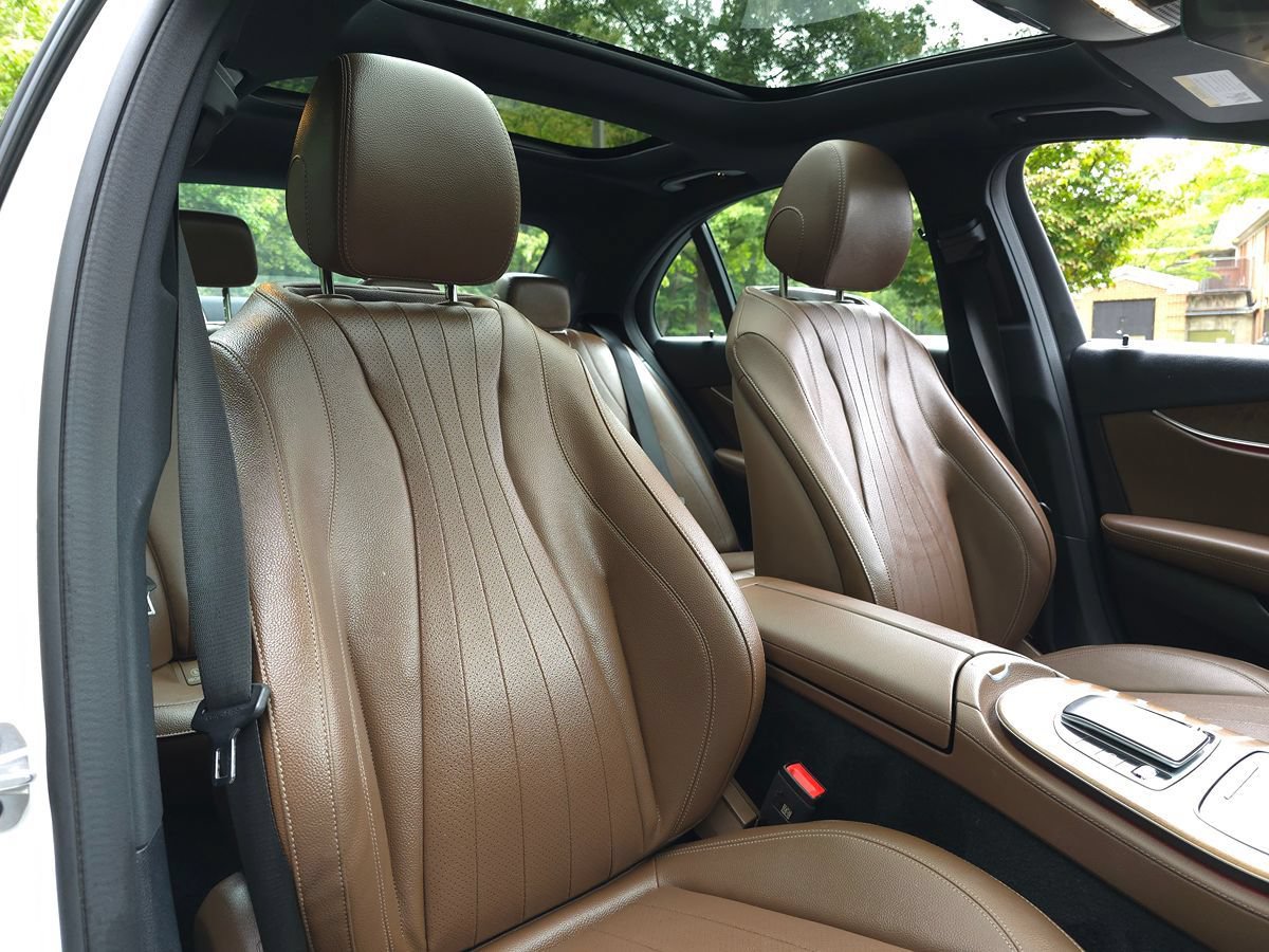 Used 2023 Mercedes-Benz E 350 4MATIC Sedan image 20