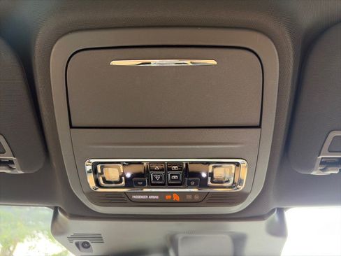 Used 2023 Lincoln Corsair Reserve w/ Equipment Group 201A AWD/4WD image 30