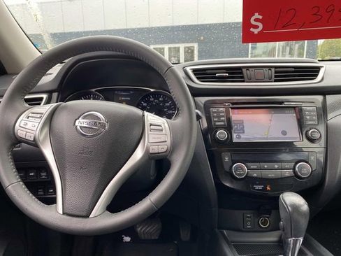 Used 2016 Nissan Rogue SL AWD/4WD image 10