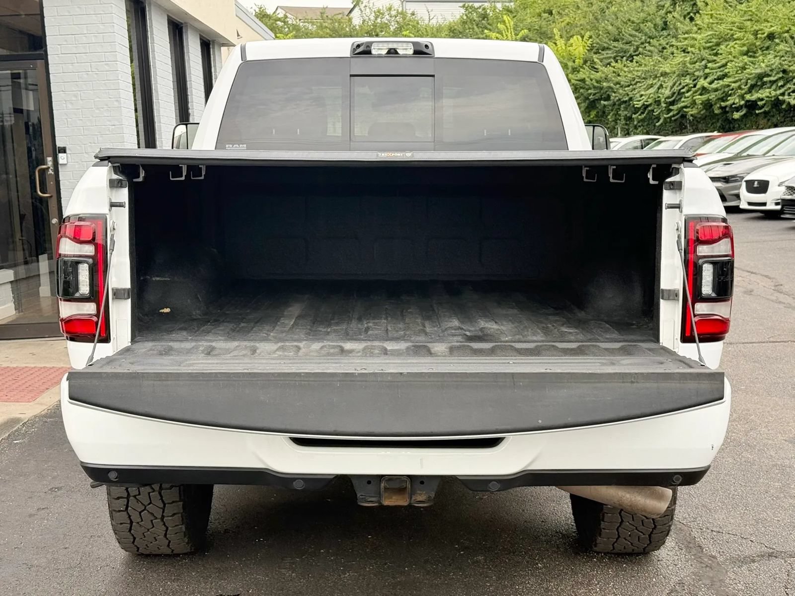 Used 2022 RAM 2500 Limited AWD/4WD image 9