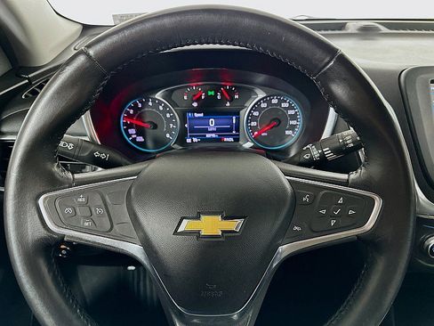 Used 2019 Chevrolet Equinox LT FWD image 12