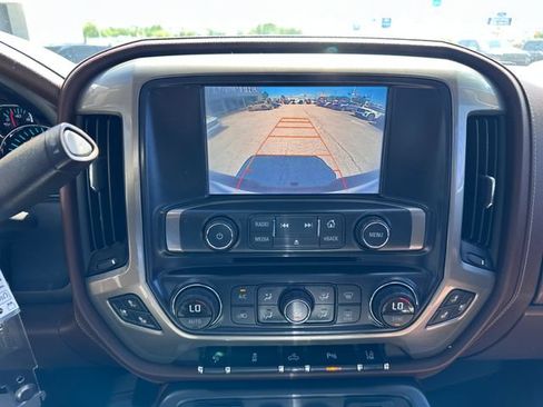 Used 2016 Chevrolet Silverado 2500 High Country w/ High Country Premium Package AWD/4WD image 16