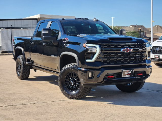 Used 2024 Chevrolet Silverado 2500 ZR2 w/ Technology Package AWD/4WD image 1