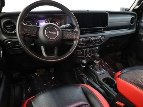 Used 2025 Jeep Wrangler Unlimited Sport AWD/4WD image 95