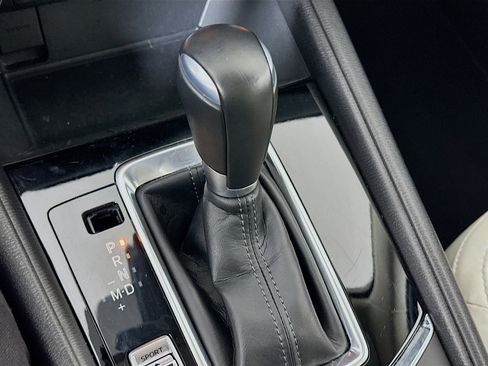 Used 2025 MAZDA CX-5 AWD 2.5 S w/ Preferred Package image 24