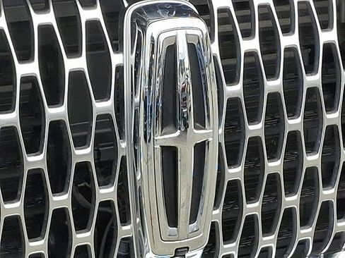 Certified 2023 Lincoln Aviator Reserve w/ Equipment Group 201A AWD/4WD image 31