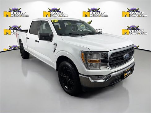 Used 2021 Ford F150 XLT w/ Trailer Tow Package image 3