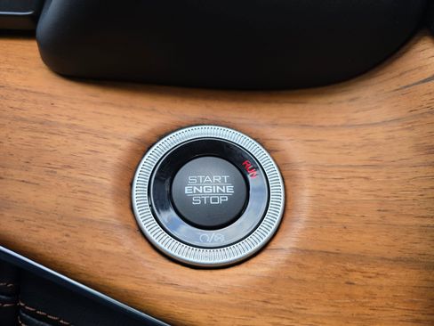 Used 2021 Jeep Grand Cherokee L Summit image 31