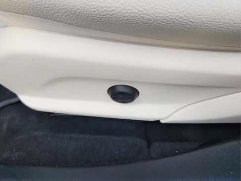 Used 2021 Mercedes-Benz E 350 E 350 image 15