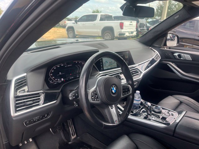 Used 2022 BMW X7 M50i w/ Dynamic Handling Package AWD/4WD image 14