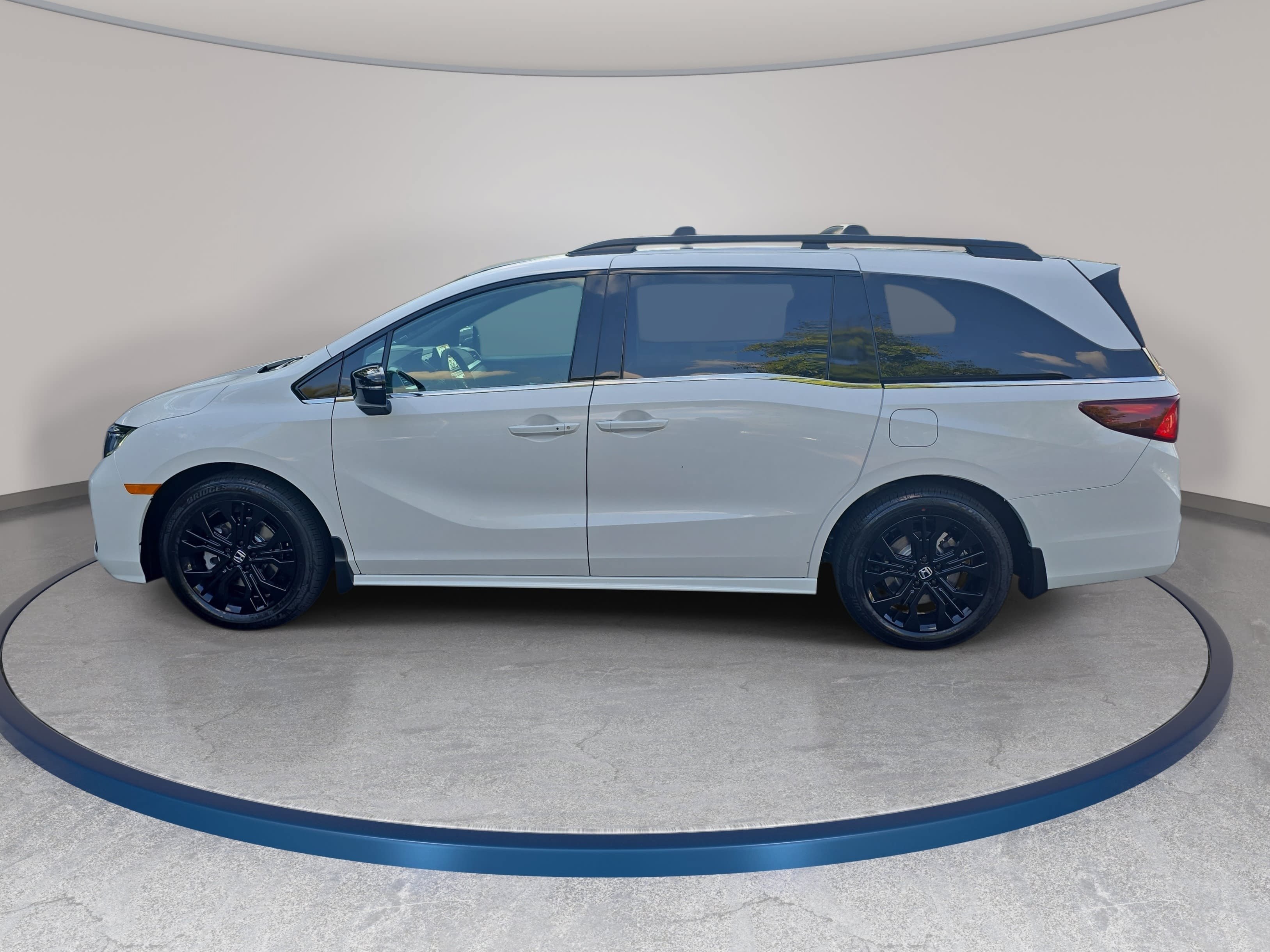 New 2027 Honda Odyssey Sport-L image 8