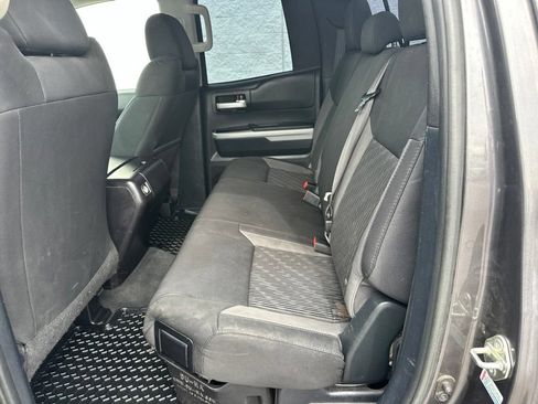 Used 2016 Toyota Tundra SR5 AWD/4WD image 10