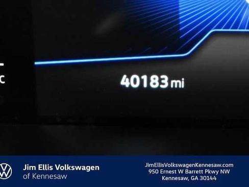 Certified 2023 Volkswagen Taos SE image 23