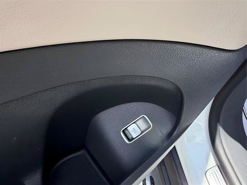 Used 2020 Mercedes-Benz GLS 450 4MATIC image 29