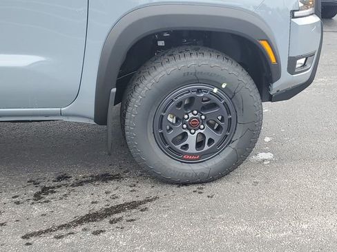 New 2026 Nissan Frontier PRO-4X w/ Tow Package AWD/4WD image 9