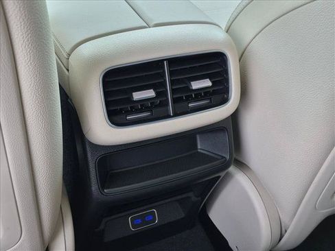 Certified 2026 Mercedes-Benz GLE 580 4MATIC image 18