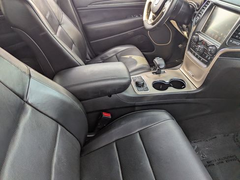 Used 2014 Jeep Grand Cherokee Summit image 12