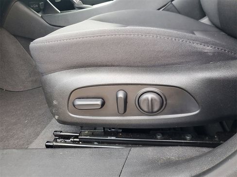 Used 2020 Chevrolet Malibu RS image 13