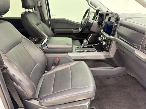 Used 2021 Ford F150 Lariat w/ Equipment Group 502A High AWD/4WD image 29