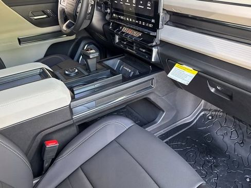 New 2026 GMC Hummer EV 4x4 Crew Cab image 15