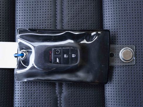 Used 2023 Honda CR-V EX-L image 45